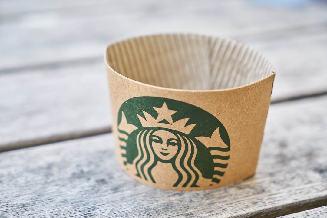 picture showing a paper cup as a digital marketing trend